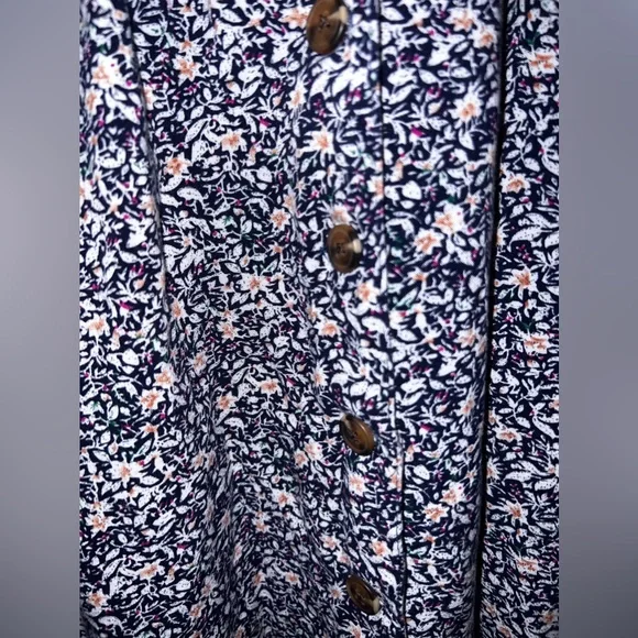 Indigo Rose Floral Cottagecore Button Front Short Sleeve Dress Size MP - Picture 4 of 5